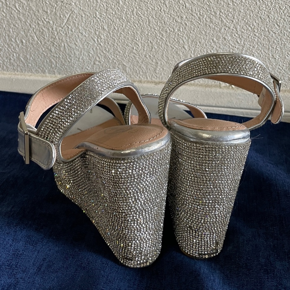 Glamorous Silver Heels With Sparkling Ankle Strap - image 3